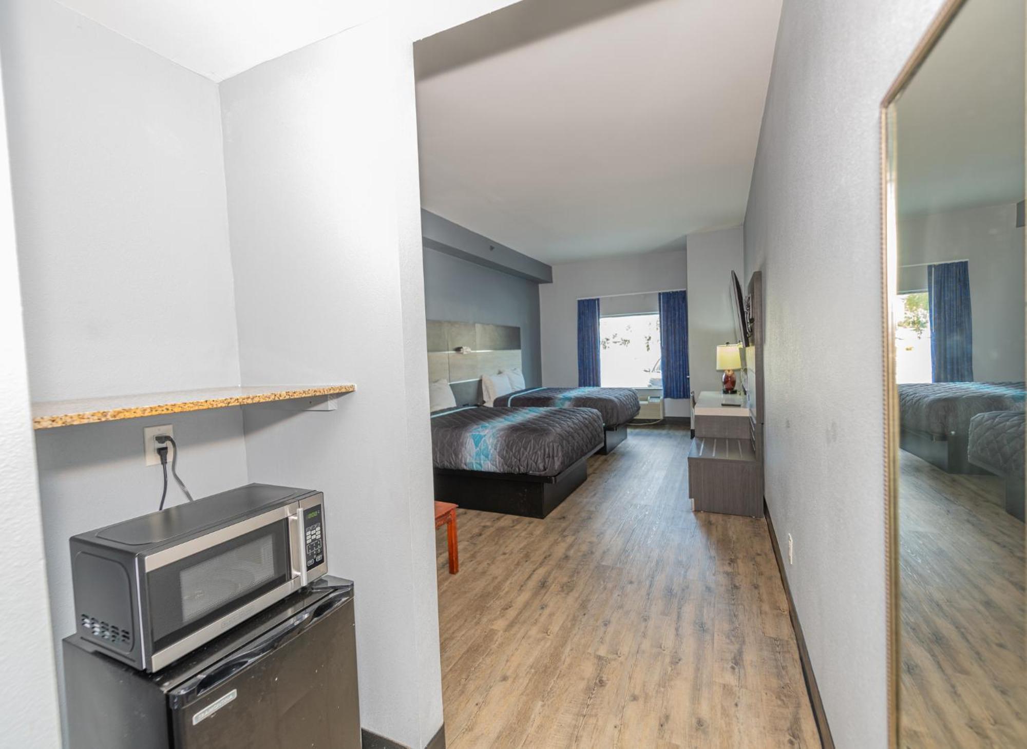 Jamestown Inn & Suites Riverdale Exteriér fotografie